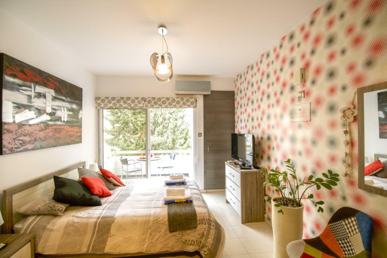 Green Valley Modern Studio Лимасол Экстерьер фото