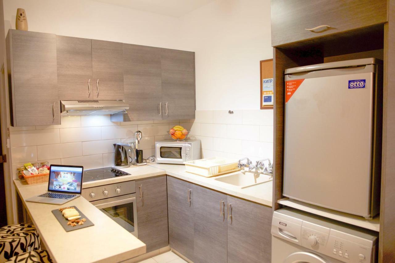Green Valley Modern Studio Лимасол Экстерьер фото